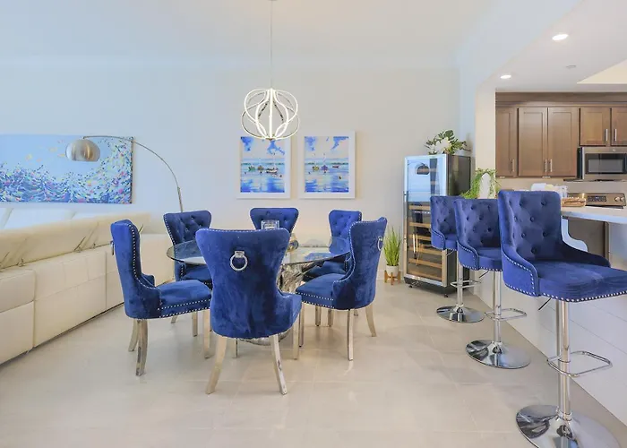 Phoenix Gulf Towers 1103