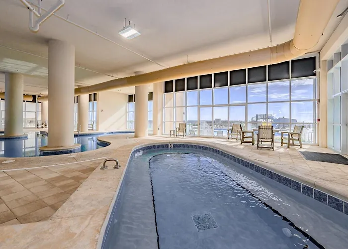 Phoenix Gulf Towers 1103