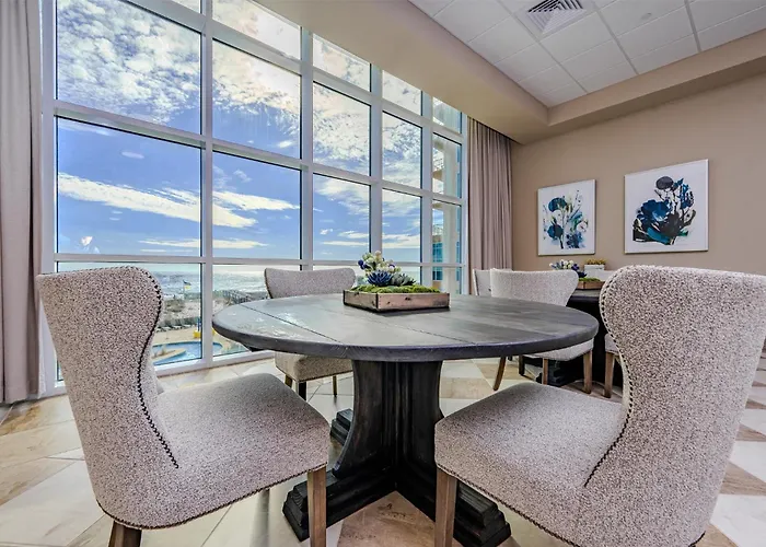 Phoenix Gulf Towers 1103 Apartment
